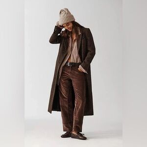 We The Free Straight Leg Jeans in Brown Corduroy
*Tag is 24 but pants measure 34